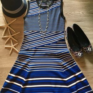 Nanette Lapore Fit & Flare Stretch Dress. Small